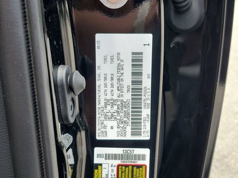 Used 2026 Toyota Tundra SR5 w/ SR5 Convenience Package AWD/4WD image 31