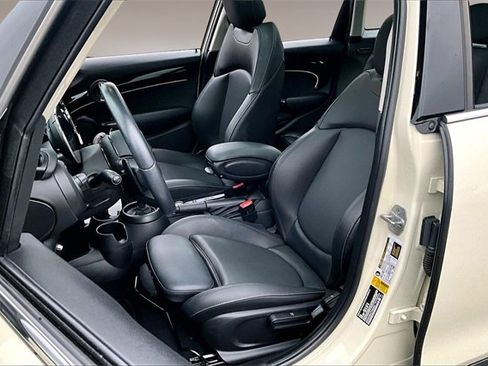 Used 2023 MINI Cooper S image 18