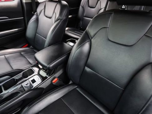 Used 2021 Kia Telluride LX AWD/4WD image 43