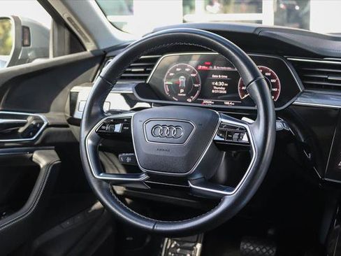 Certified 2024 Audi Q8 e-tron Premium Plus AWD/4WD image 16