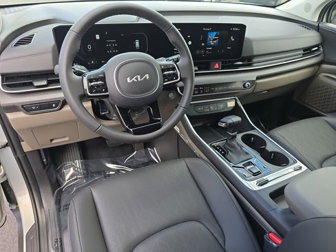 New 2026 Kia Carnival SX image 18