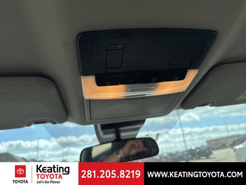 Used 2025 Nissan Altima 2.5 SV image 21