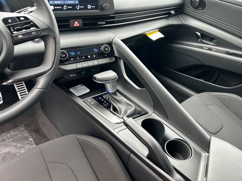 New 2026 Hyundai Elantra Sport FWD image 14