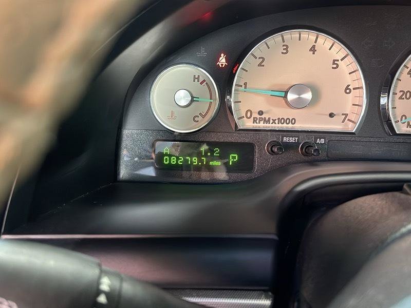 Used 2005 Ford Thunderbird RWD image 36