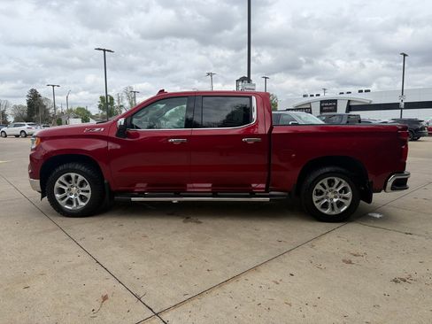 Used 2022 Chevrolet Silverado 1500 LTZ w/ LTZ Premium Package image 8