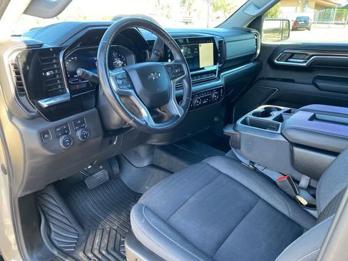 Used 2022 Chevrolet Silverado 1500 LT Trail Boss image 26