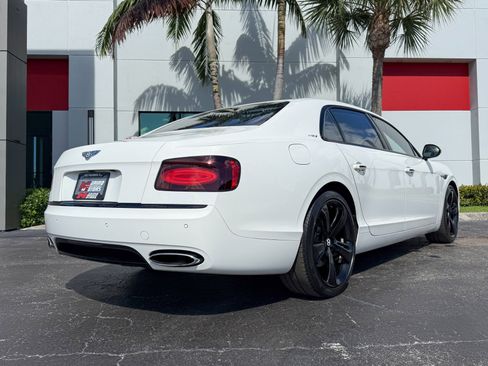 Used 2018 Bentley Flying Spur S W12 AWD/4WD image 22