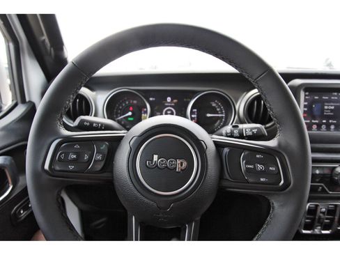 Used 2023 Jeep Wrangler Unlimited w/ Cold Weather Group AWD/4WD image 17