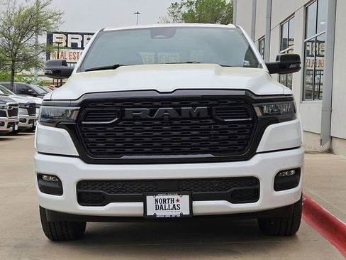 New 2026 RAM 1500 4x4 Crew Cab image 6