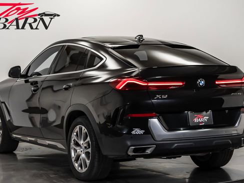 Used 2023 BMW X6 xDrive40i w/ Premium Package image 3
