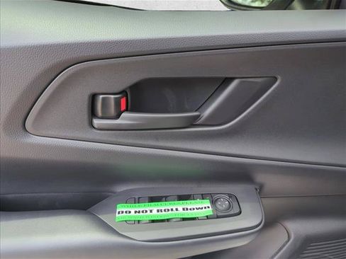 New 2026 Toyota Prius Plug-In Hybrid FWD image 12