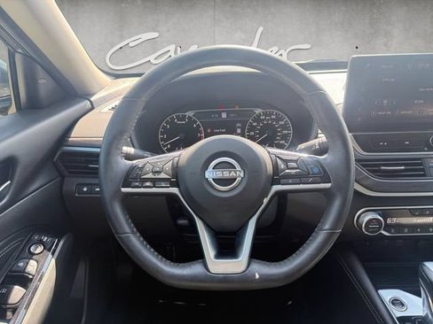Used 2023 Nissan Altima 2.5 SL AWD/4WD image 22