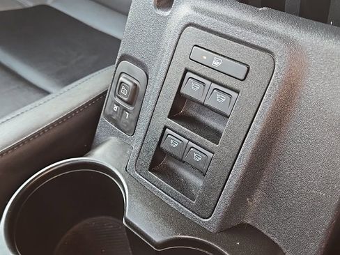 Used 2021 Ford Bronco Black Diamond image 29