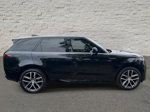 Used 2023 Land Rover Range Rover Sport SE Dynamic AWD/4WD image 4