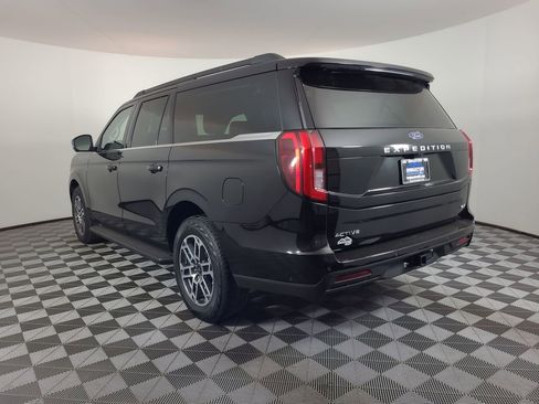 Used 2025 Ford Expedition Max Active image 5