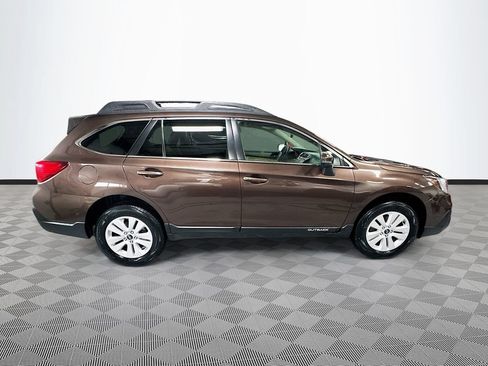 Used 2019 Subaru Outback 2.5i Premium AWD/4WD image 30