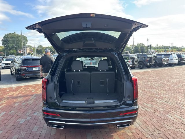 Used 2024 Cadillac XT6 Luxury FWD image 29