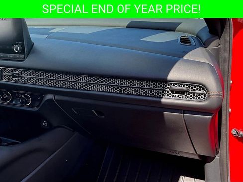 Used 2024 Honda HR-V Sport image 25