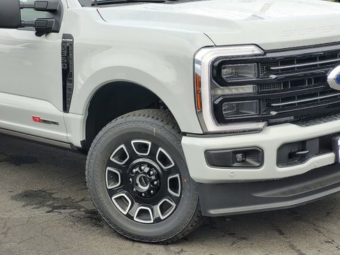 New 2026 Ford F350 Platinum image 28