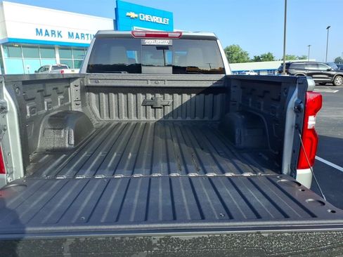 New 2026 Chevrolet Silverado 1500 RST w/ Redline Edition AWD/4WD image 6
