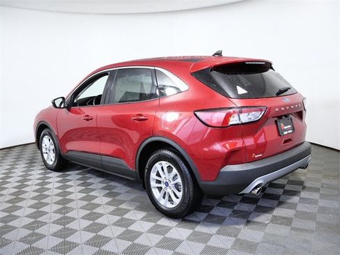 Certified 2022 Ford Escape SE w/ Cold Weather Package image 6