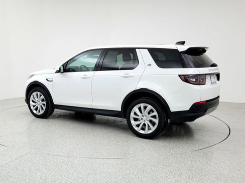 Certified 2022 Land Rover Discovery Sport SE image 7