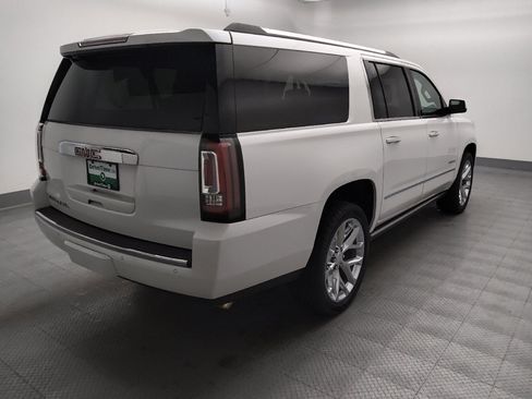 Used 2017 GMC Yukon XL Denali w/ Open Road Package AWD/4WD image 9