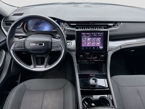 Used 2022 Jeep Grand Cherokee L Laredo w/ Luxury Tech Group I image 14