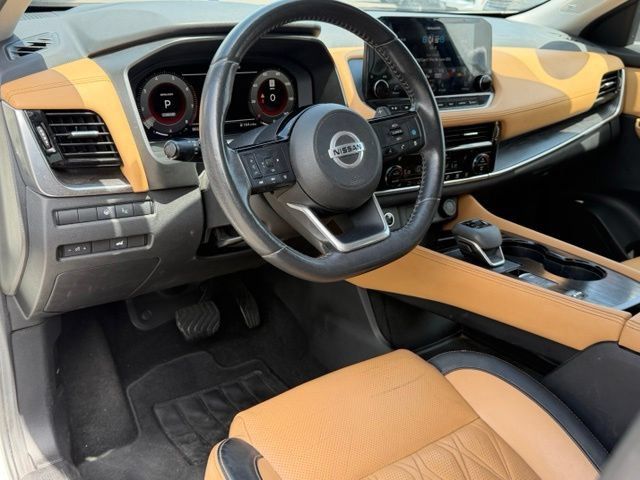 Used 2021 Nissan Rogue Platinum FWD image 12