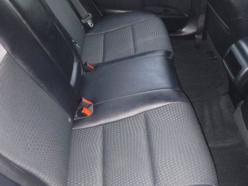 Used 2013 Toyota Camry SE FWD image 12