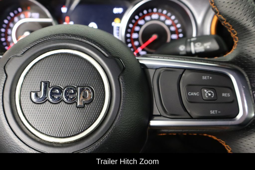 Used 2022 Jeep Gladiator Mojave w/ Trailer Tow Package AWD/4WD image 10
