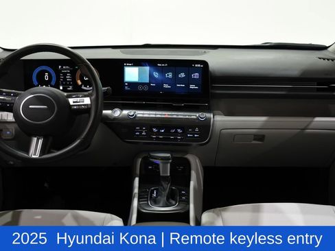 Used 2025 Hyundai Kona SEL image 8