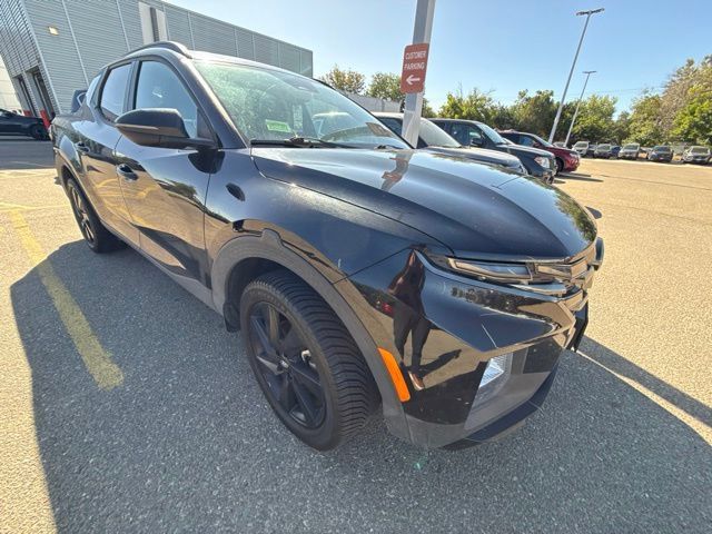 Used 2023 Hyundai Santa Cruz Night AWD/4WD image 3