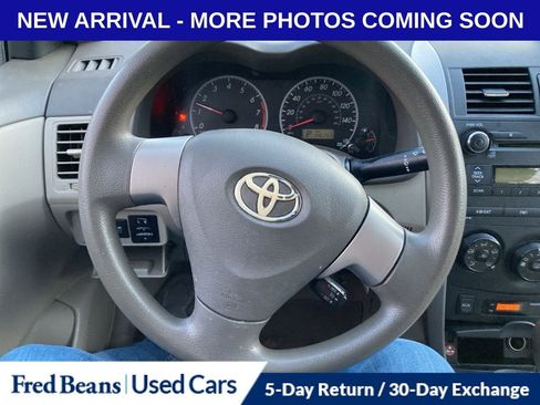 Used 2010 Toyota Corolla LE image 10