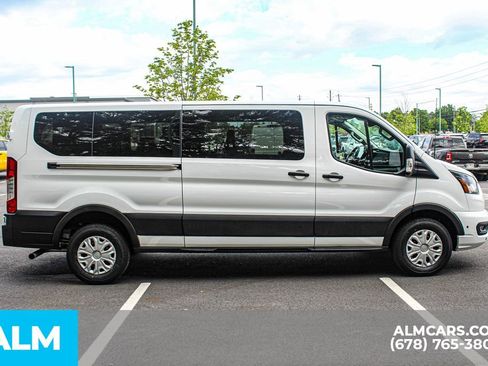 Used 2025 Ford Transit 350 XLT RWD image 9