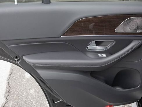 New 2026 Mercedes-Benz GLE 450 4MATIC image 16