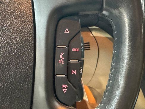 Used 2012 GMC Acadia Denali AWD/4WD image 24