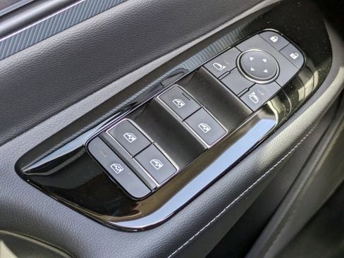 New 2025 Nissan Murano SL image 28