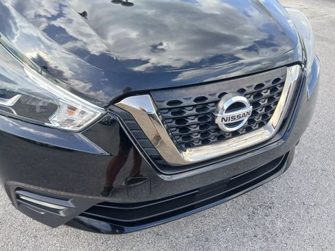 Used 2020 Nissan Kicks SR w/ SR Premium Package FWD image 22