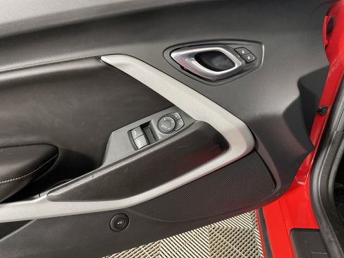 Used 2018 Chevrolet Camaro SS RWD image 16
