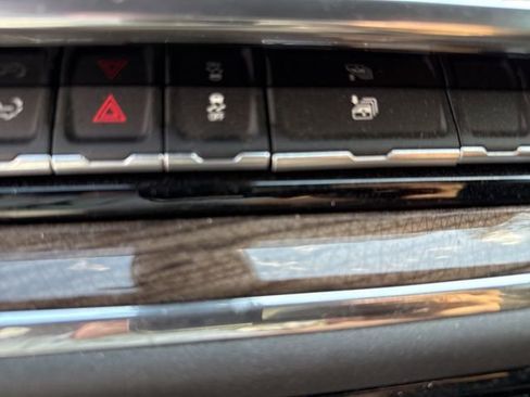 Used 2024 Chevrolet Silverado 1500 LT image 20