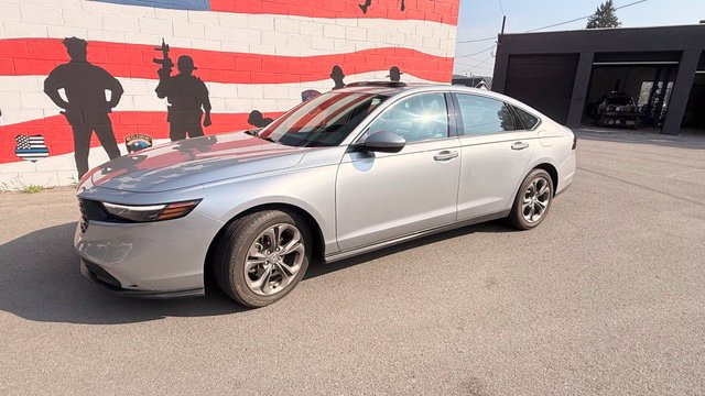 Used 2024 Honda Accord EX image 2