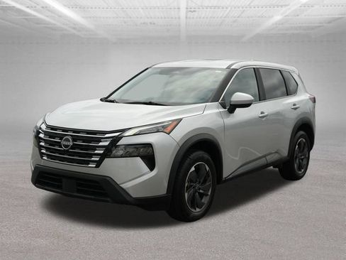 Used 2025 Nissan Rogue SV FWD image 3