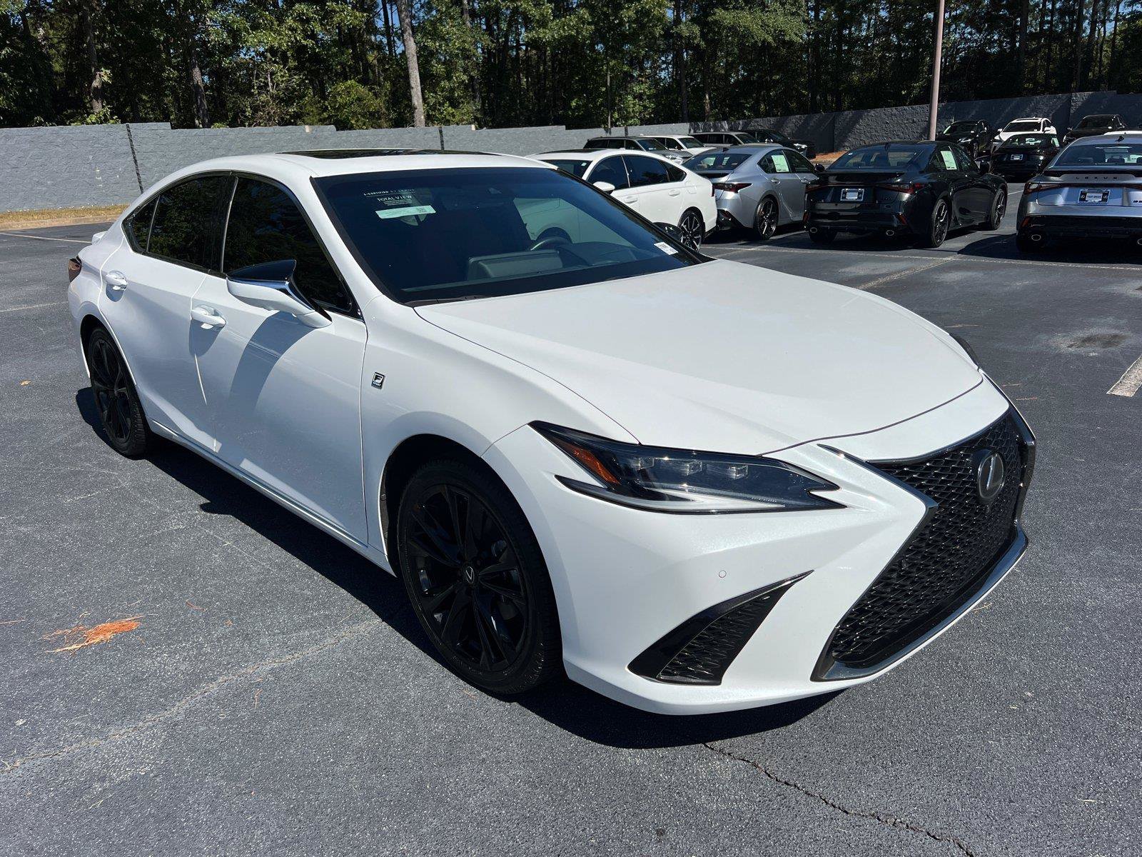 Certified 2023 Lexus ES 350 F Sport w/ Accessory Package (Z1) FWD image 3