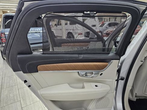 Used 2017 Volvo S90 T6 Inscription w/ Vision Package image 41