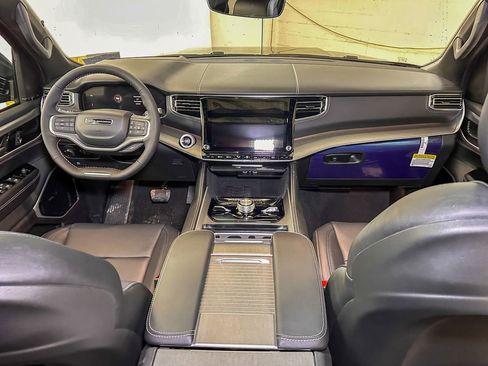 New 2026 Jeep Grand Wagoneer L Limited image 28