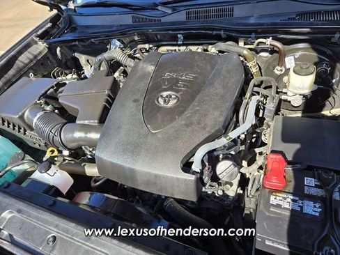 Used 2021 Toyota Tacoma SR5 RWD image 19