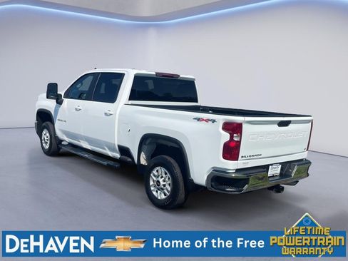 Used 2026 Chevrolet Silverado 2500 LT AWD/4WD image 4