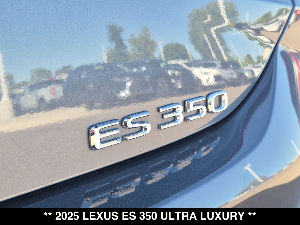 Used 2025 Lexus ES 350 Ultra Luxury w/ Accessory Package (Z2) FWD image 18