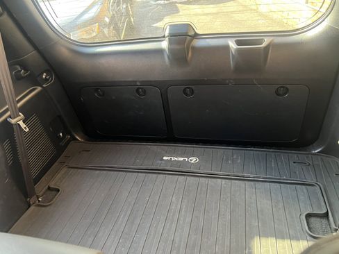 Used 2020 Lexus GX 460 Premium image 15